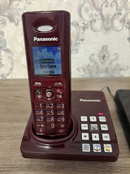 Радиотелефон  Panasonic kx-tg8225