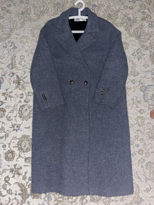 Пальто Зара.
