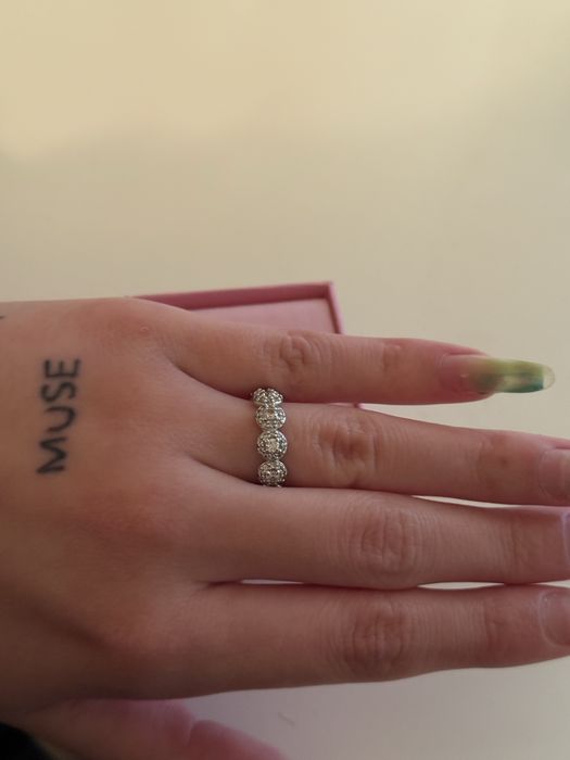 ‘bluza’ swarovski