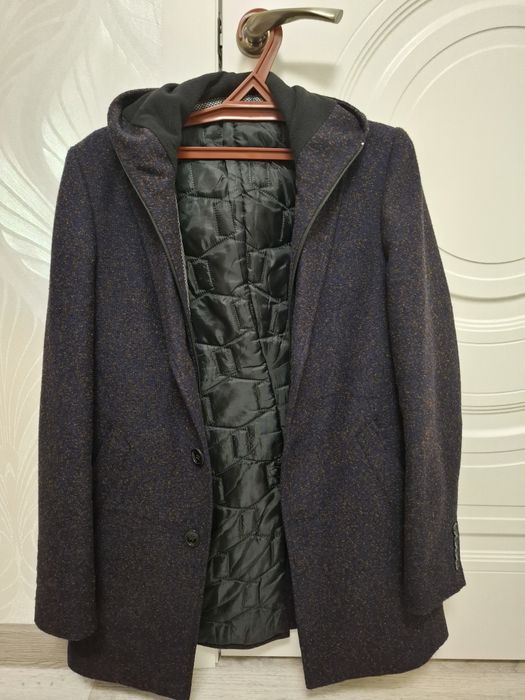 Продаю мужское пальто