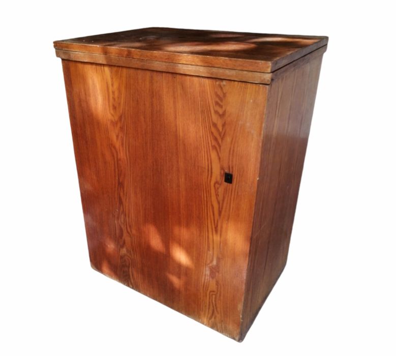 Швейная машинка "Подольск 142"