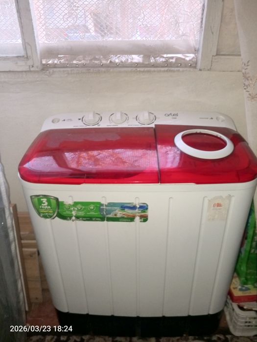 Срочно продаю полу-автамат машинку