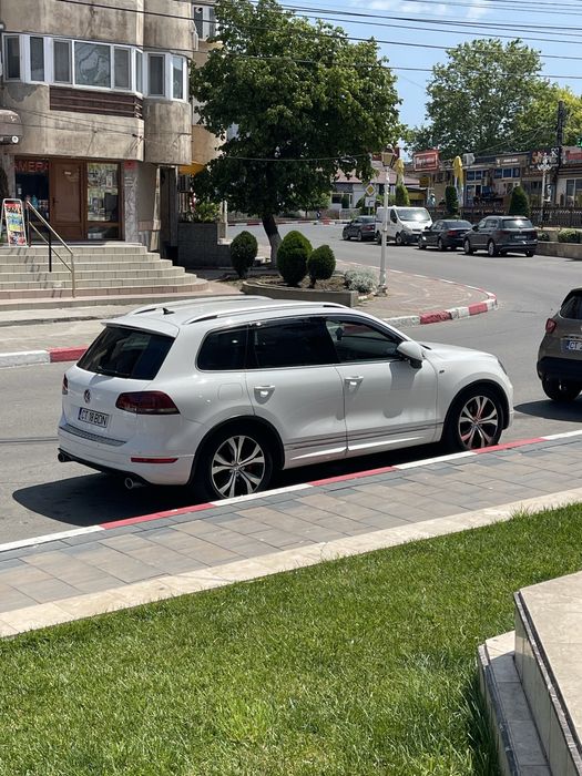 Vand touareg R line VALABIL Luna asta ! (Fara schimb)