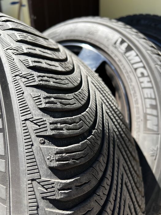 Jante aluminiu Dezent 5x112 R17 Audi VW Skoda Seat cauciucuri iarna 225/50 R17