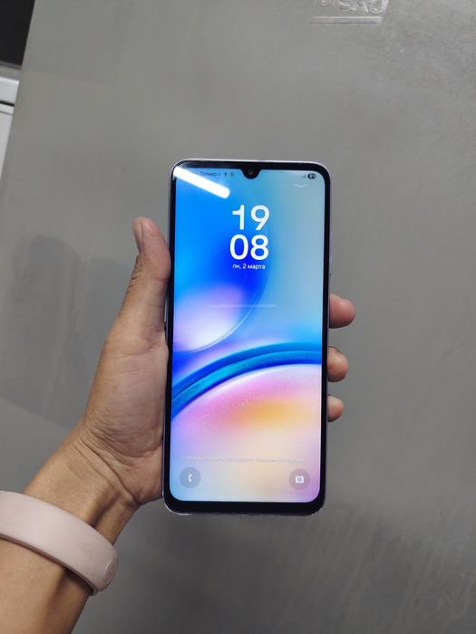 самсунг А 05S  телефон