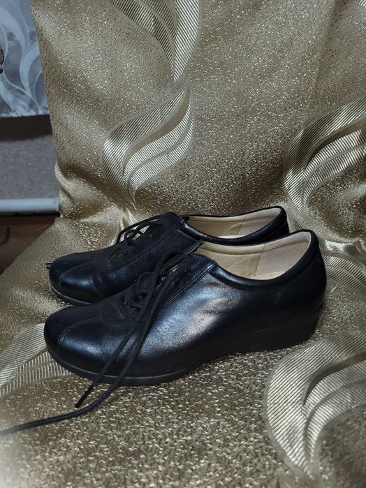 Осенние туфли 36 размер