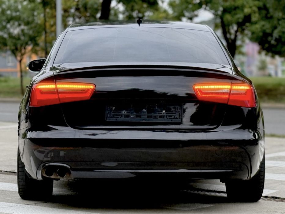 Audi A6 2.0 TDI 177CP / Automat 8+1 / S-line / An Model 2012 / Euro 5 / Faruri BI- Xenon LED