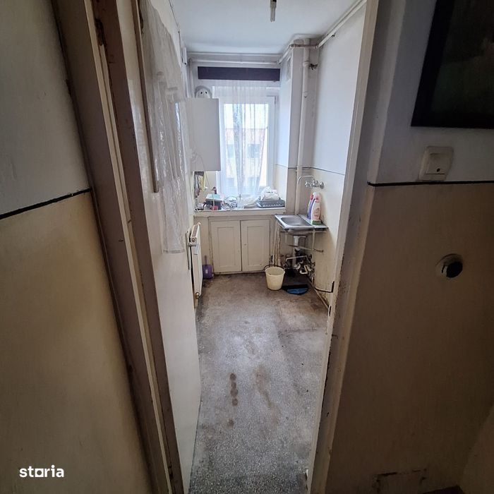 Vand apartament 2 camere
