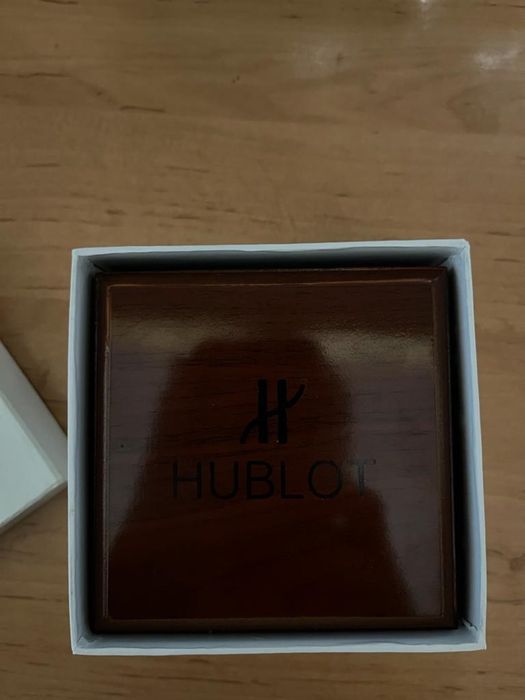 hublot geneve часы