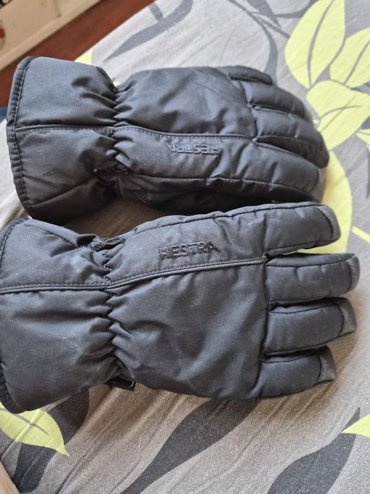 Manusi Hestra  unisex