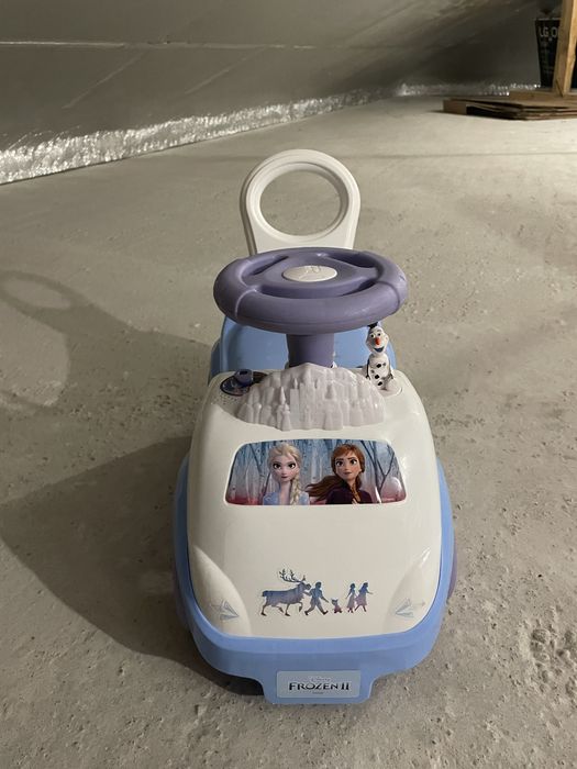 Vand masina cu volan Frozen, noua