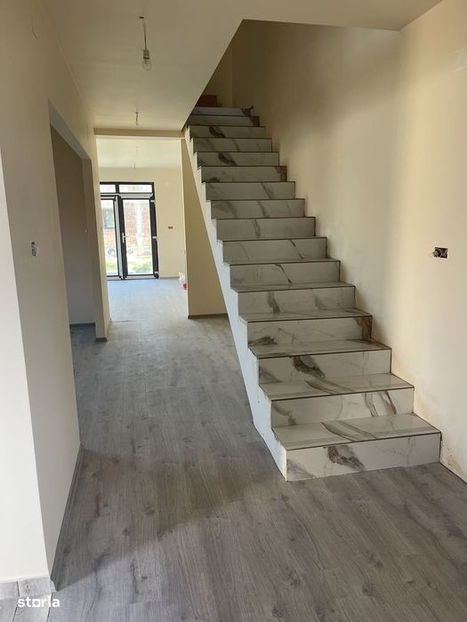 Duplex, pozitionare centrala, vad economic, 4 cam, 4 locuri parcare