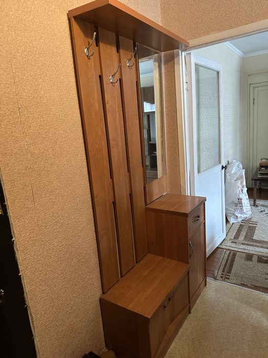 Продам прихожую