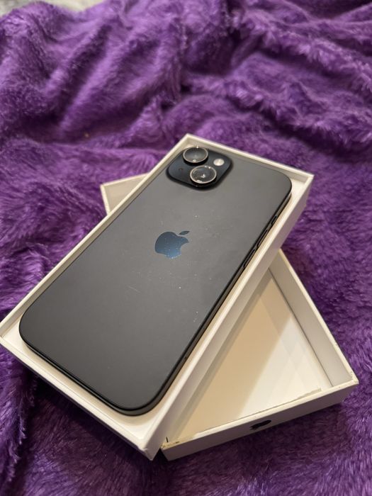 Продам айфон 15 128 коробка