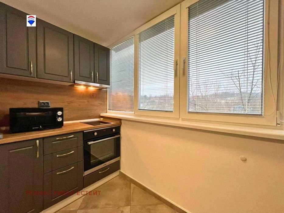 Дава се под наем Едностаен апартамент в Русе, Дружба 1 - 48 кв.м за 306 € - Снимка #5