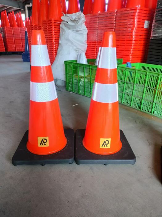 дорожные конусы оптом