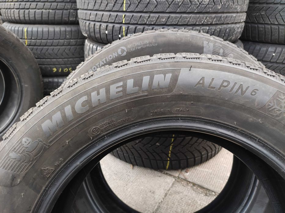 4бр Зимни Гуми 215 60 16 - Michelin