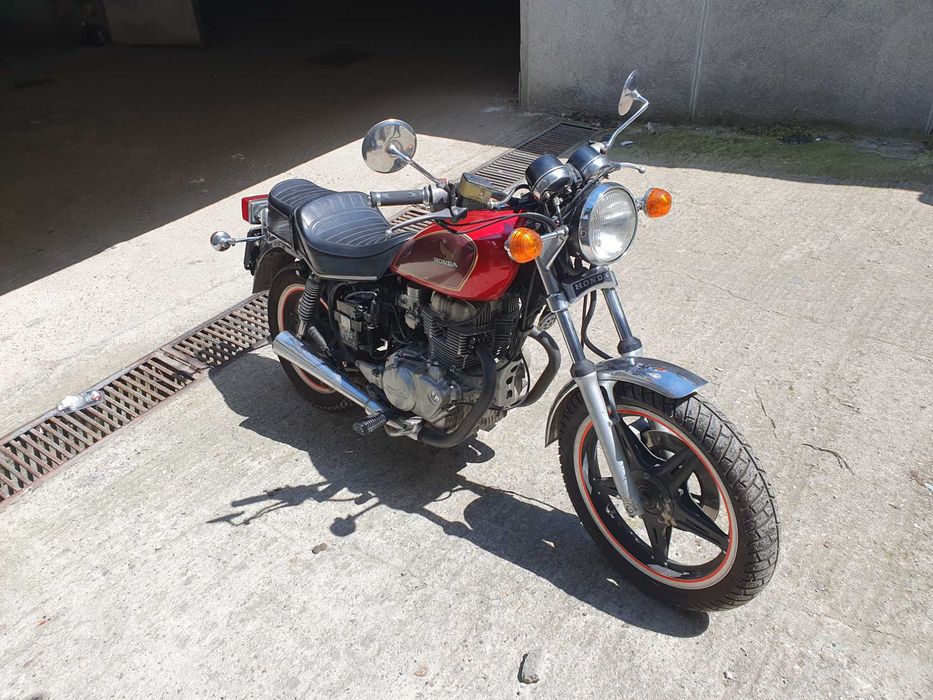 Honda CM 400 T 1981г. 45000км. мотоциклет с регистрация-всичко платено