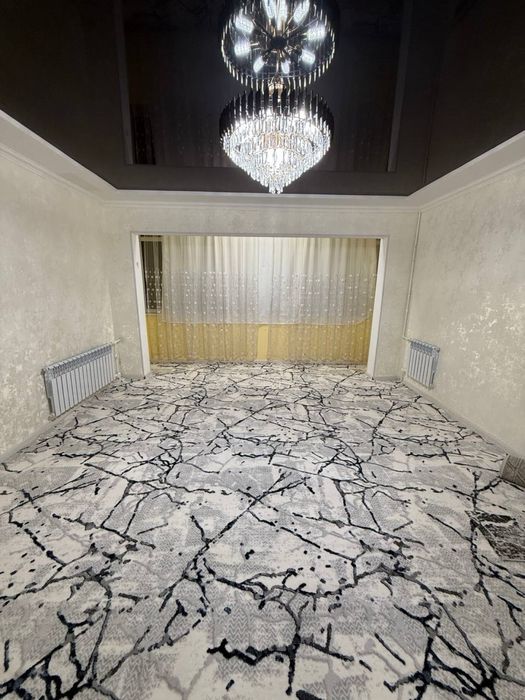 Srochna Sotiladi Yunsobod 4 kv 2/3/9