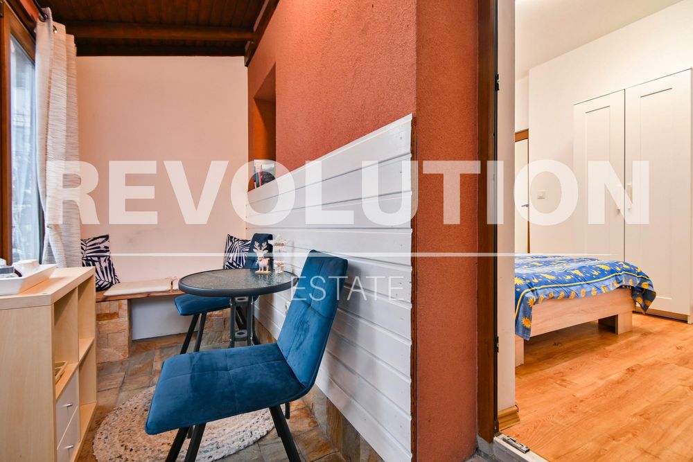 Дава се под наем Едностаен апартамент в София, Център - 32 кв.м за 425 € - Снимка #4