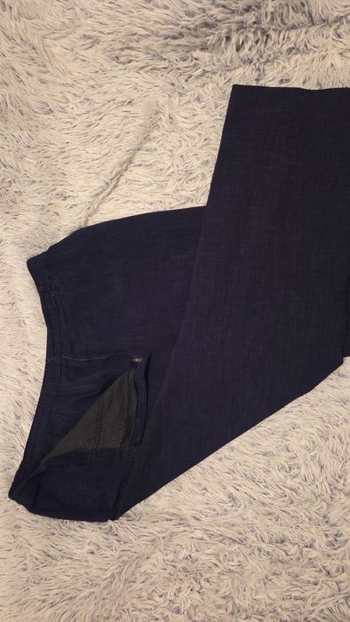 Pantaloni bleumarin, de in