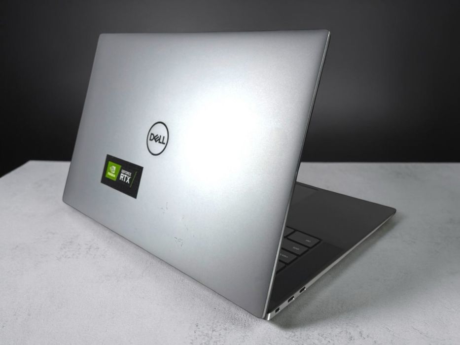 Лаптоп DELL Precision 5550 15.6" WUXGA i7-10750H 16RAM 256SSD Quadro T1000 Гараниця!