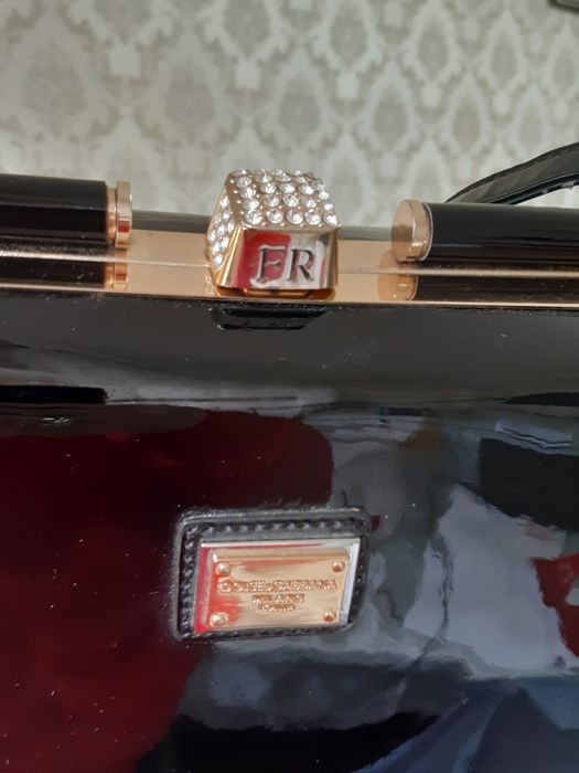 Продаю разные сумки  от 1500 до 8000