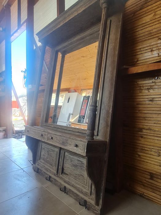 Curier/ oglinda veche