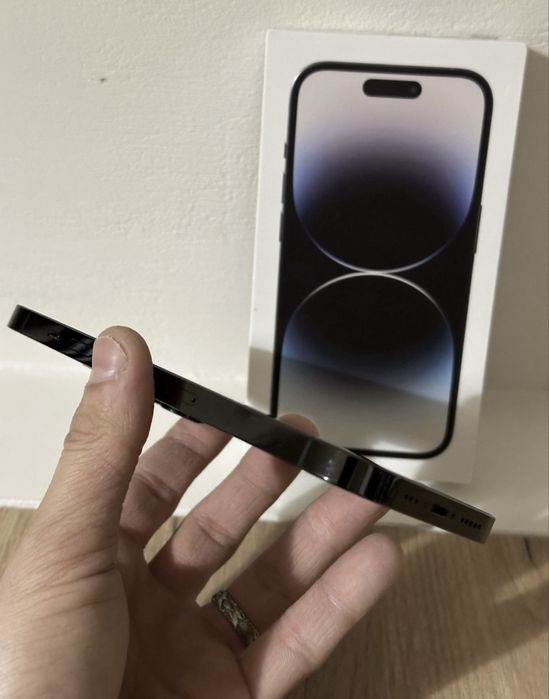 Айфон 14 про в отличном состоянии