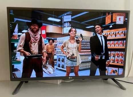 Продавам цветен телевизор Smart-LED LG-32LF650V