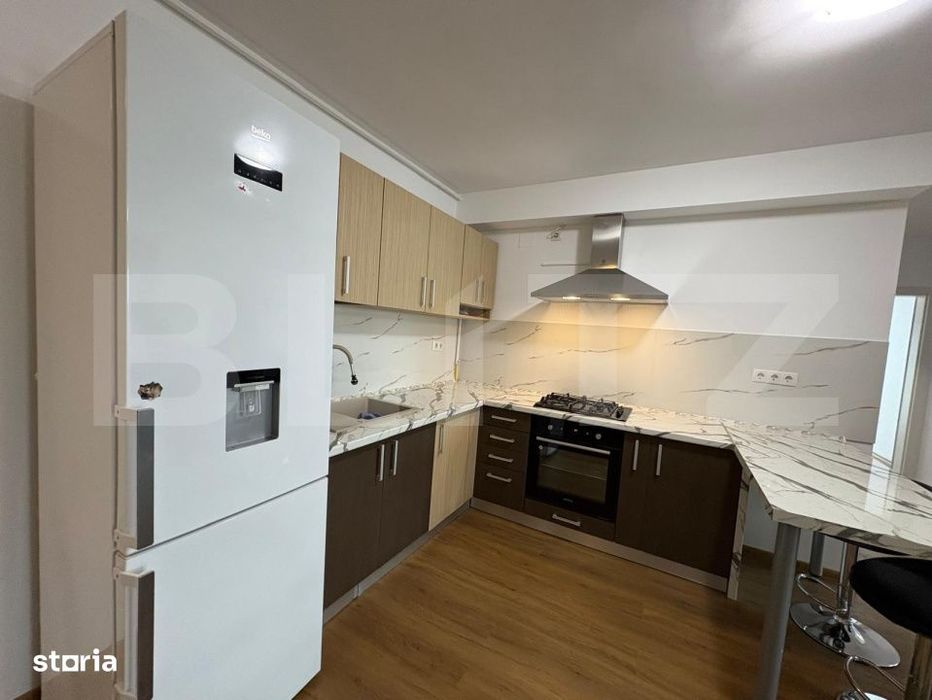 Apartament 3 camere, modern, parcare, zona Frunzisului