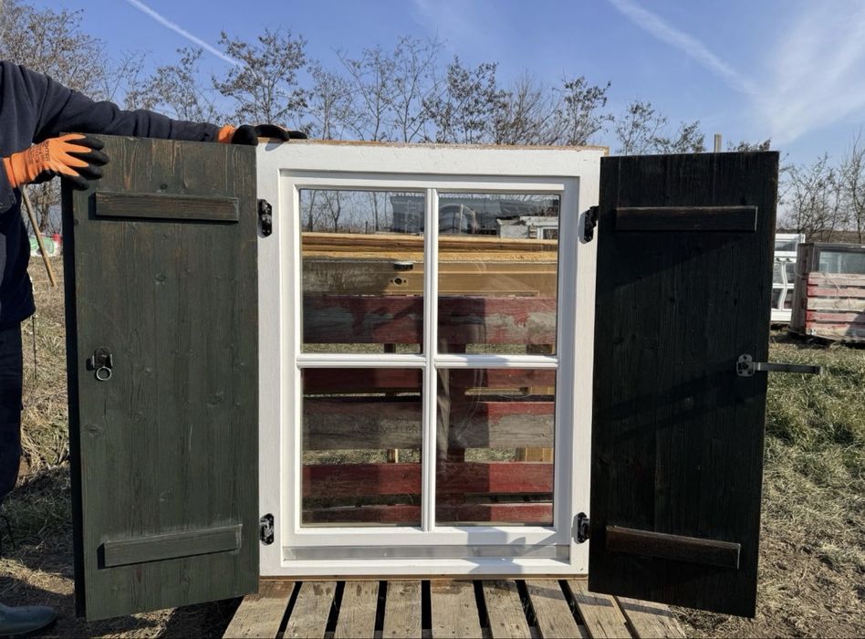 FEREASTRA LEMN  geam termopan obloane H 124 x L 97 Germania