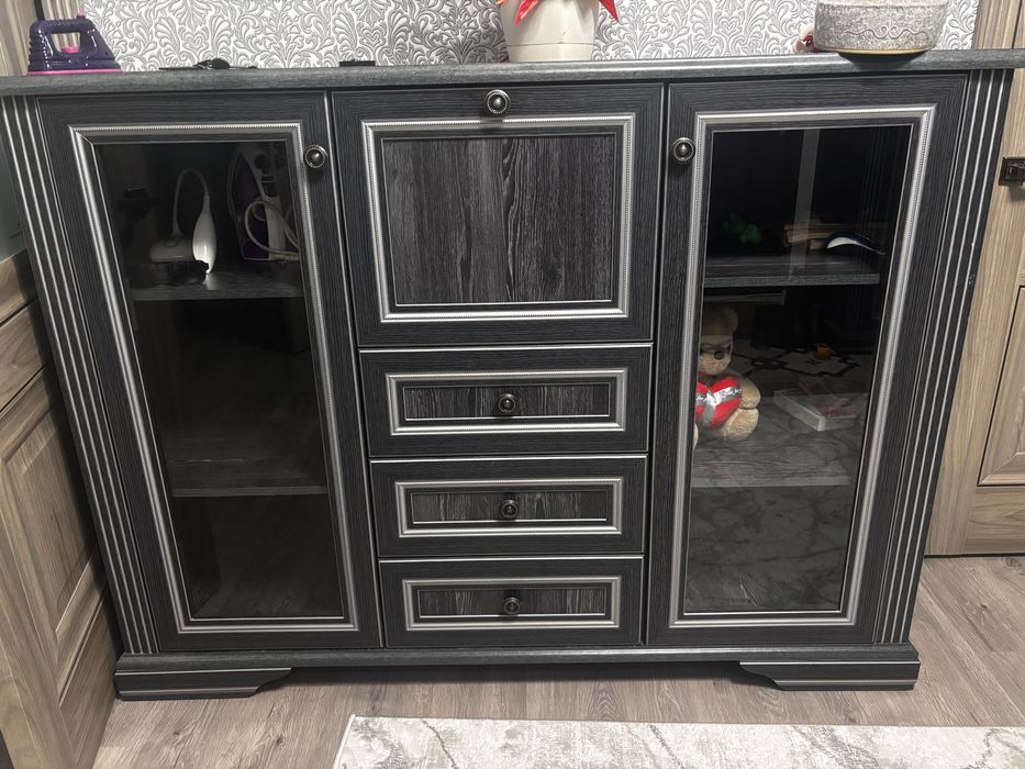 Продам тумбу б/у