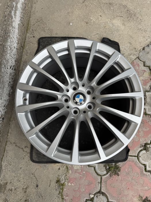 Диски на Bmw g11/g12 740li 750li 760li r18 dia 66,6 5x112 8x18 et30