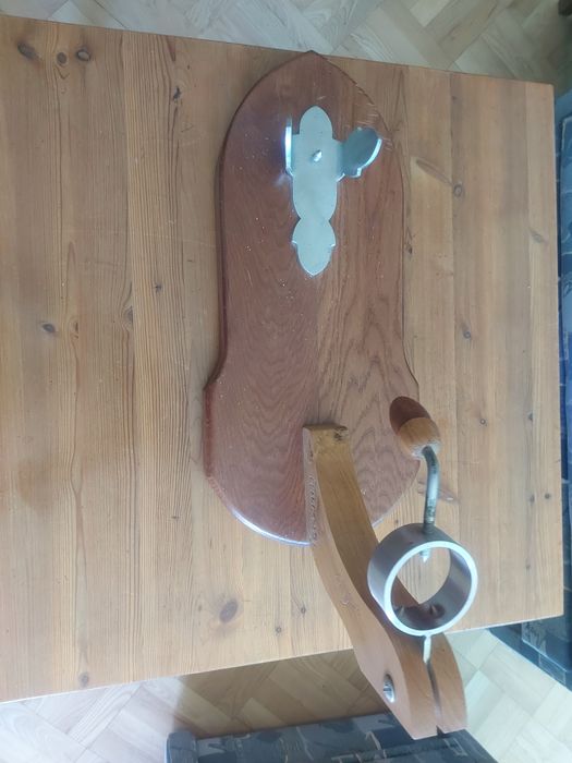 Дървена стойка за хамон