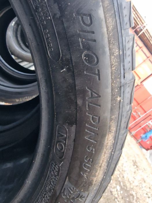 Anvelope 265/45R20 marca Michelin, DOT  2019, 6 mm