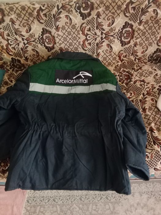 Продаю теплые спецовка