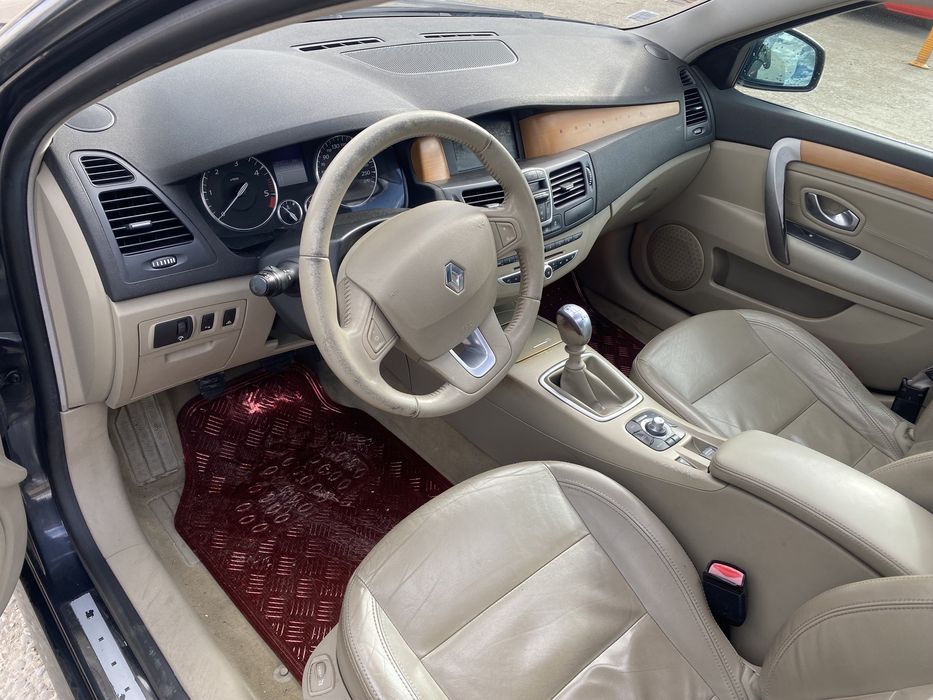 Dezmembrez Renault Laguna 3 Motor 2.0 , 1.5 DCI