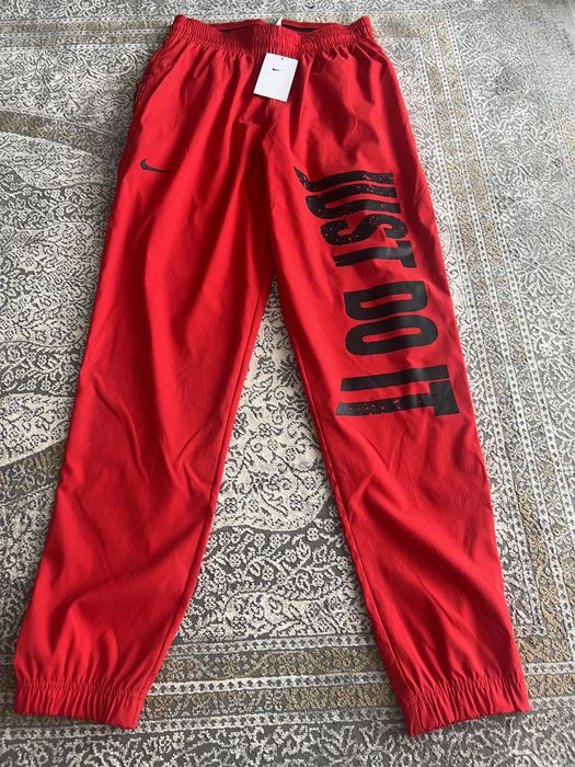 Pantaloni Nike M