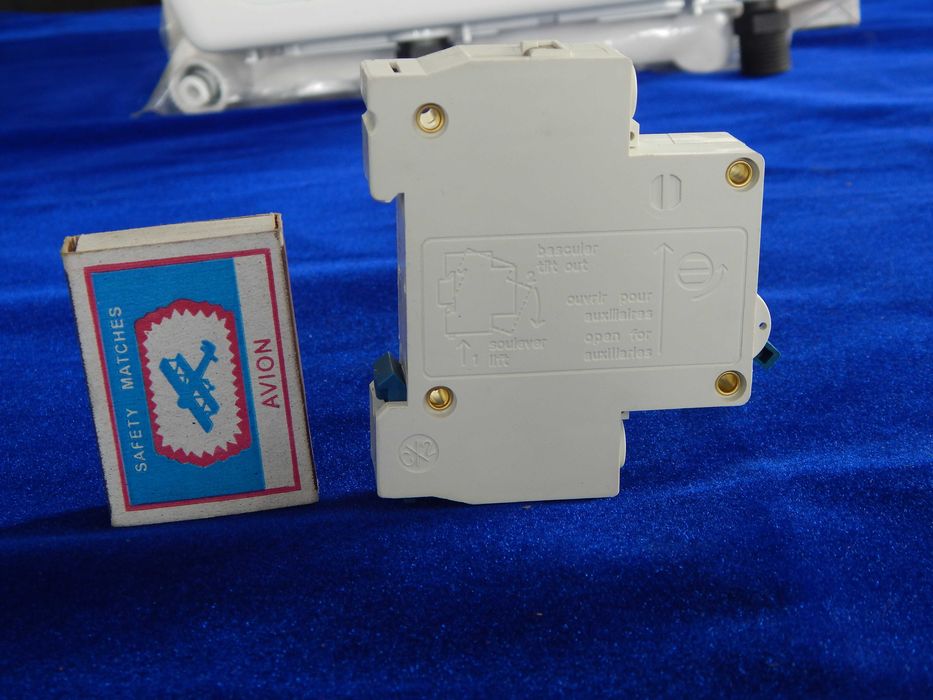 Водонагреватель проточный