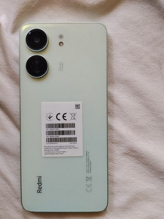 Redmi 13C чисто нов