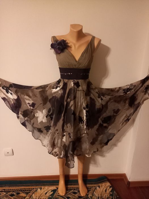 Продам дамское платье