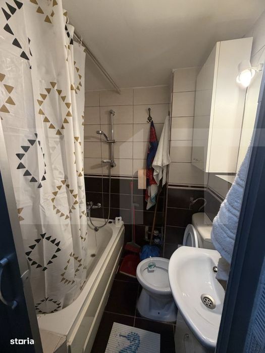 Apartament 2 camere, 40 mp, zona Intim