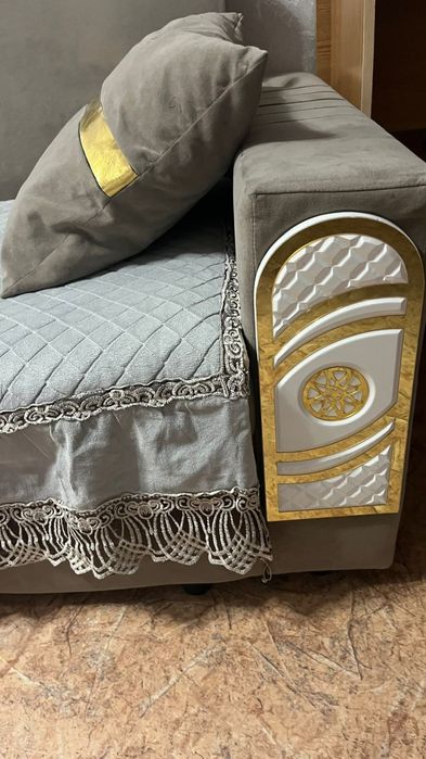 Продам диван 2метровый