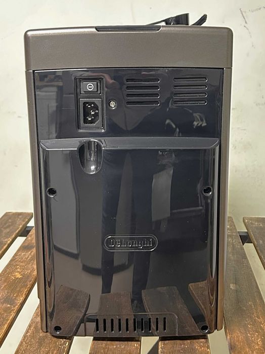 Кафемашина DeLonghi Dinamica Plus автомат + ГАРАНЦИЯ