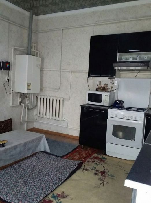 Hovli sotiladi. Navoiy shahar. Umiddan