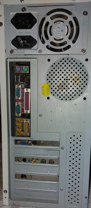 Carcasa PC cu sursa 350w
