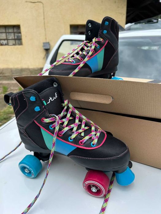 Дамски ролери-Rose Roller Skate