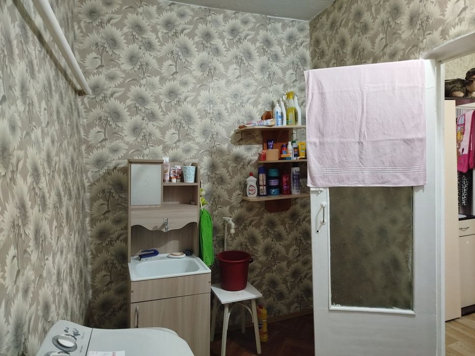 Продам срочно, квартиру в 2х квартирном доме