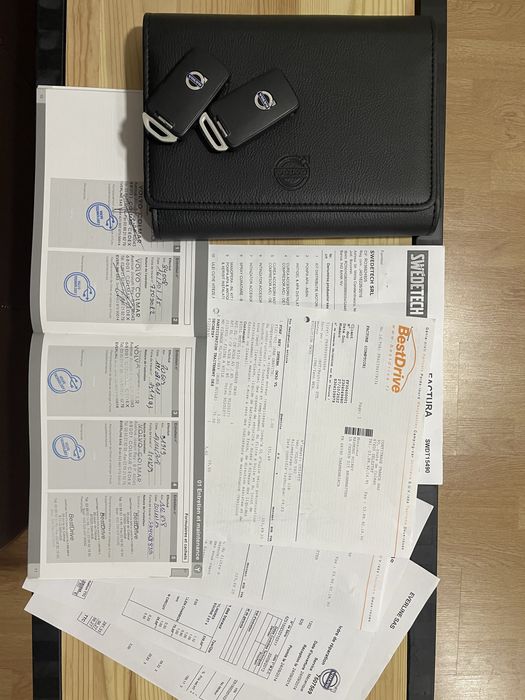 Volvo V40 Cross Country 5pistoane automata/piele/camera/panoramic